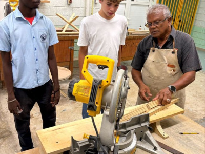 Belgian Carpentry Students Experience the Caribbean During Student Exchange at MPC